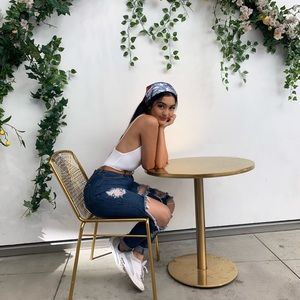 Meet your Posher, Briana